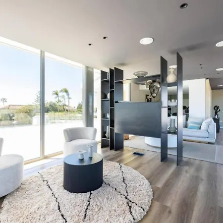 El Eden Casa 71 * Μάλαγα